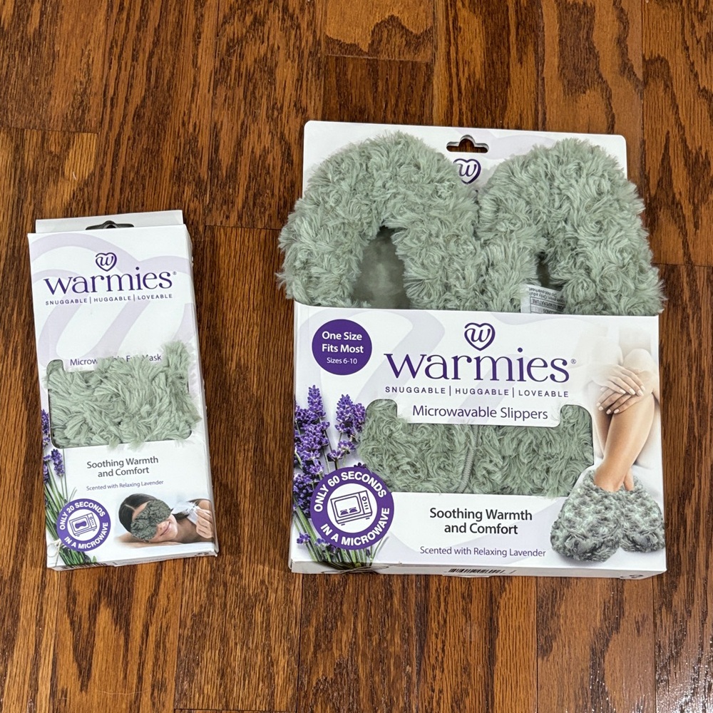 Warmies, Microwavable Slippers and Eye Mask, Sage Green, NWT